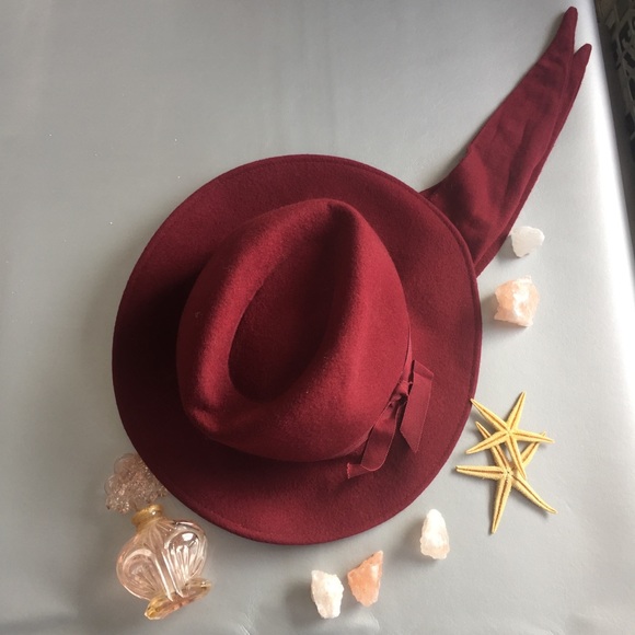 vintage Accessories - Vintage Burgundy wool fedora hat with tie